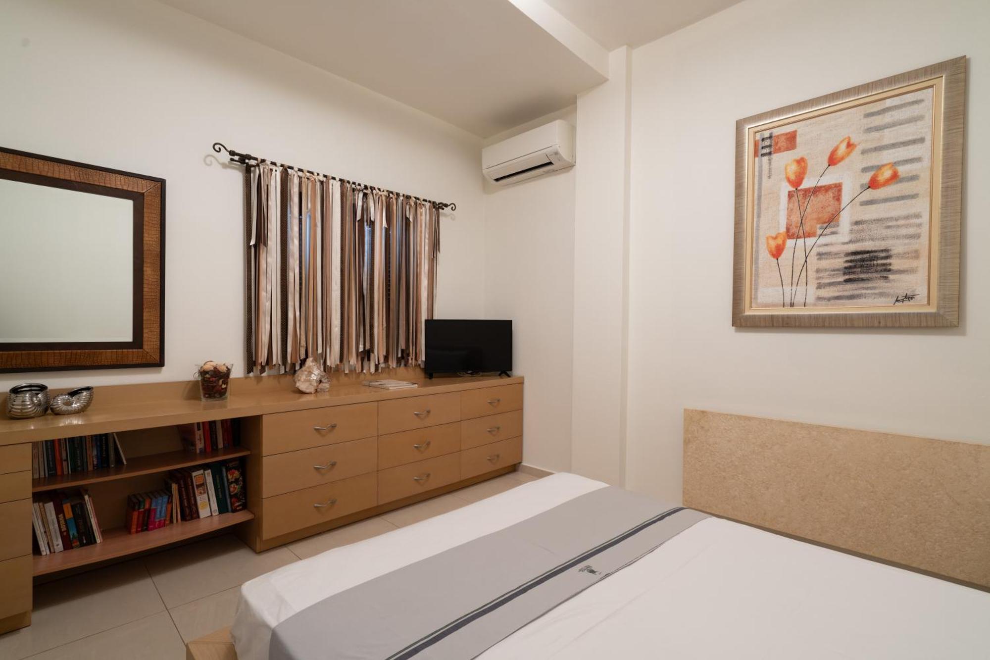 Central Seaview Heven Apartment In Fira  Bagian luar foto